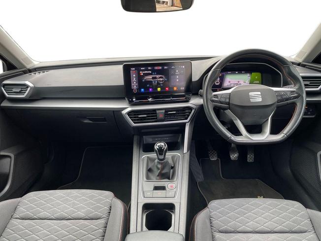 SEAT Leon Photo 10