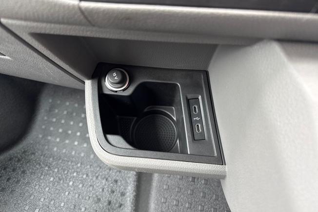 Volkswagen Transporter Photo 31