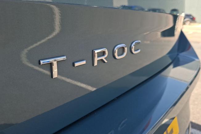 VOLKSWAGEN T-Roc Photo 21