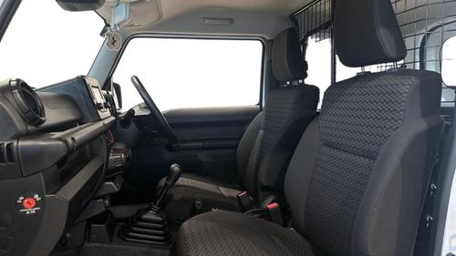 Suzuki Jimny Photo autoimg-e39e9b8ea1aef578692615de90d7cf07b64df28b.jpg
