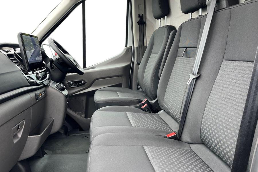 Ford TRANSIT Photo autoimg-e3a0868b96bdc044c937c14bf0fa30c5595b4535.jpg