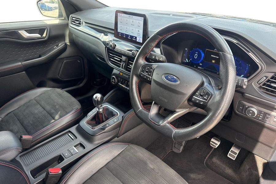 Ford KUGA Photo autoimg-e3a2a513c09993623ce0575d4003e9846683f11e.jpg