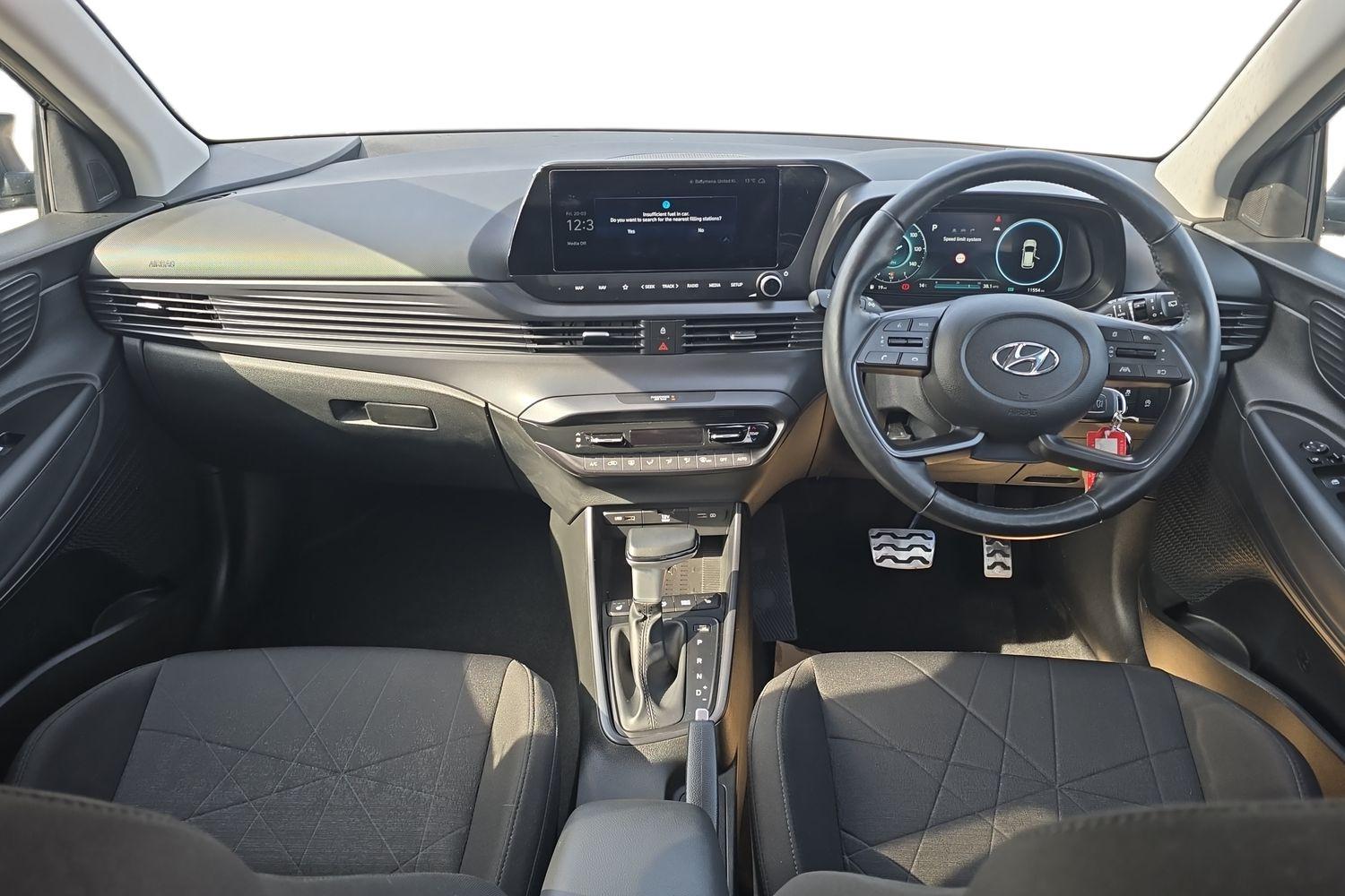 Hyundai BAYON Photo 9