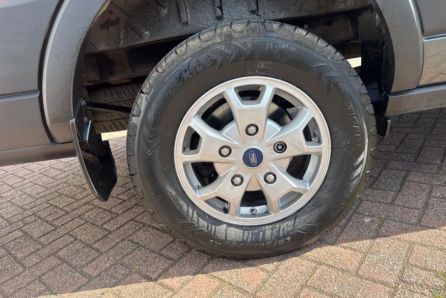 Used FORD TRANSIT VF23KOV 18