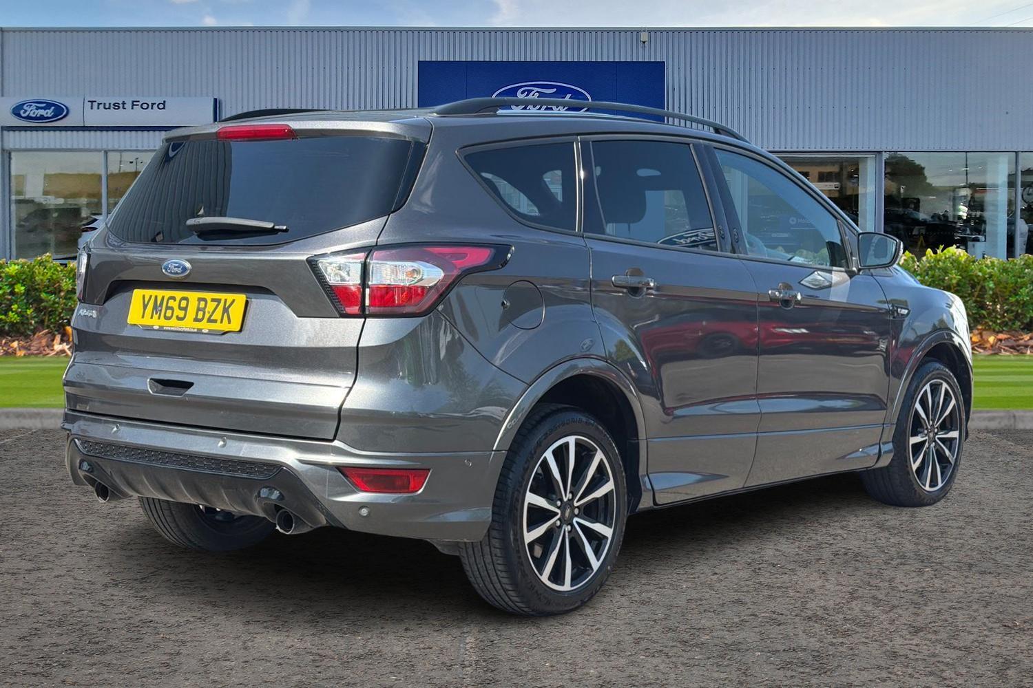 Ford KUGA Photo 3
