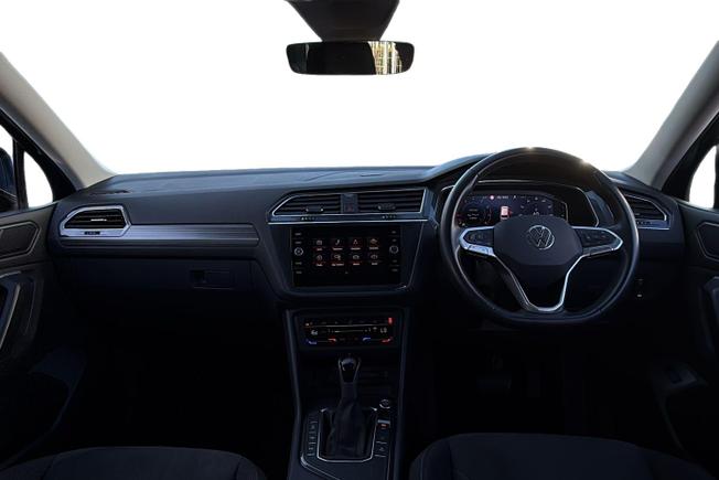 VOLKSWAGEN Tiguan Allspace Photo 10