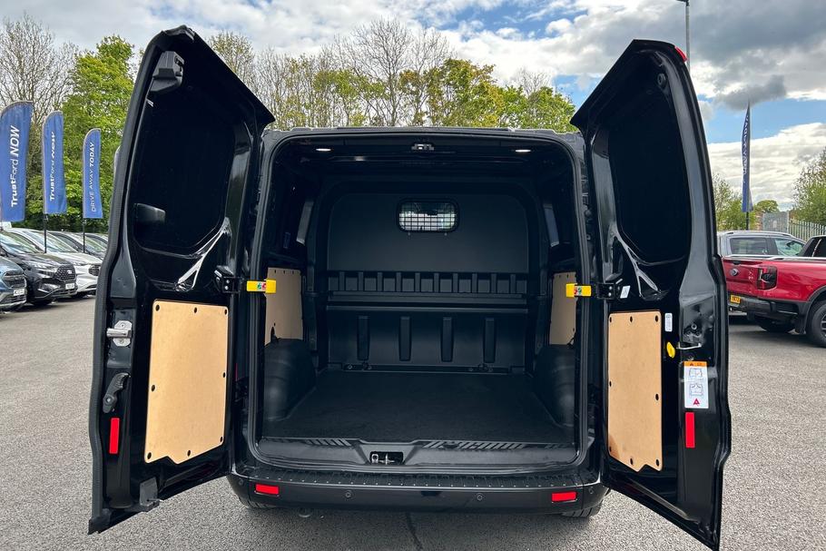 Used FORD TRANSIT CUSTOM YH24OTN 7