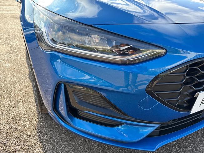 FORD Focus Photo 19