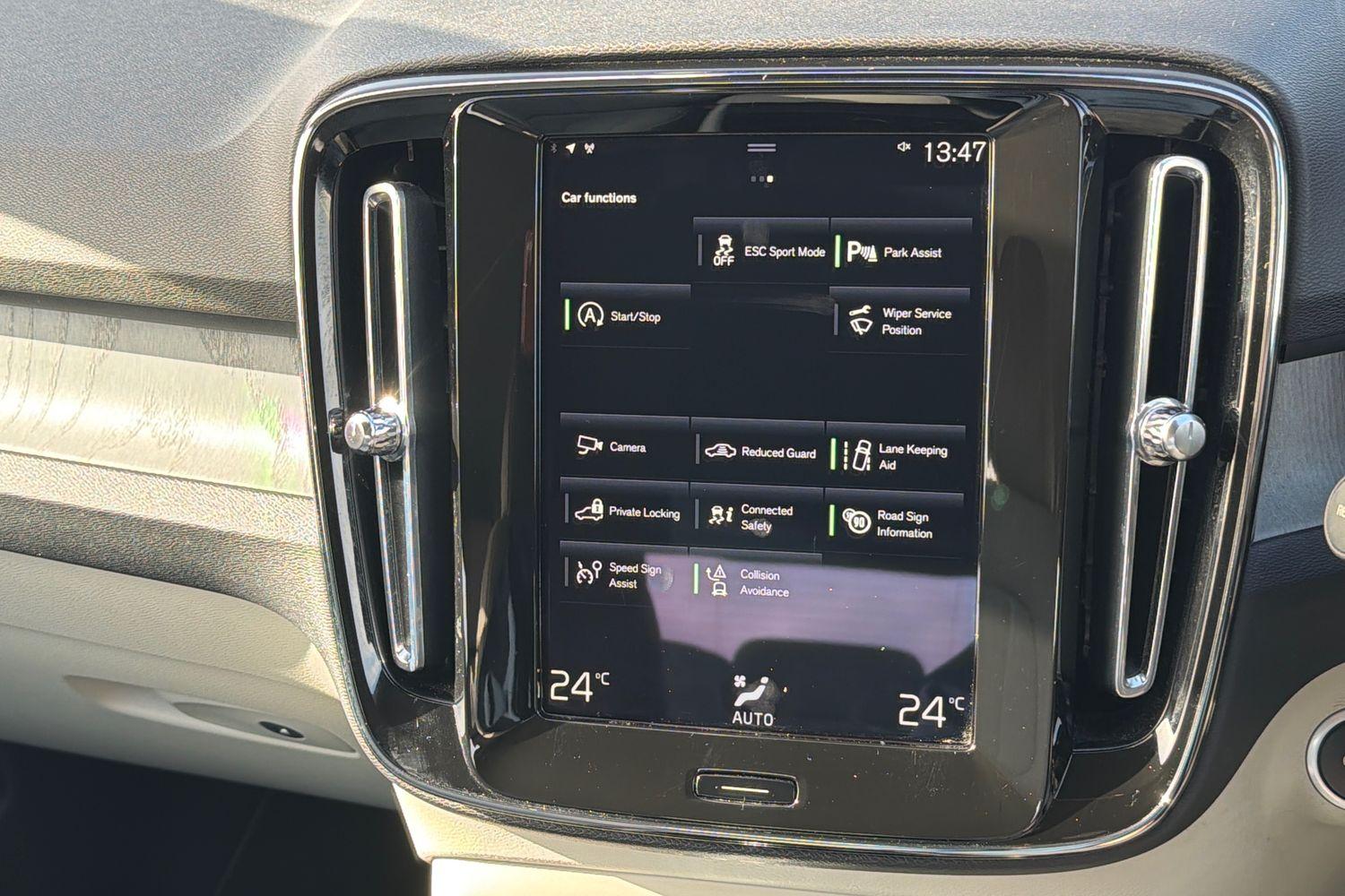 Volvo XC40 Photo 29
