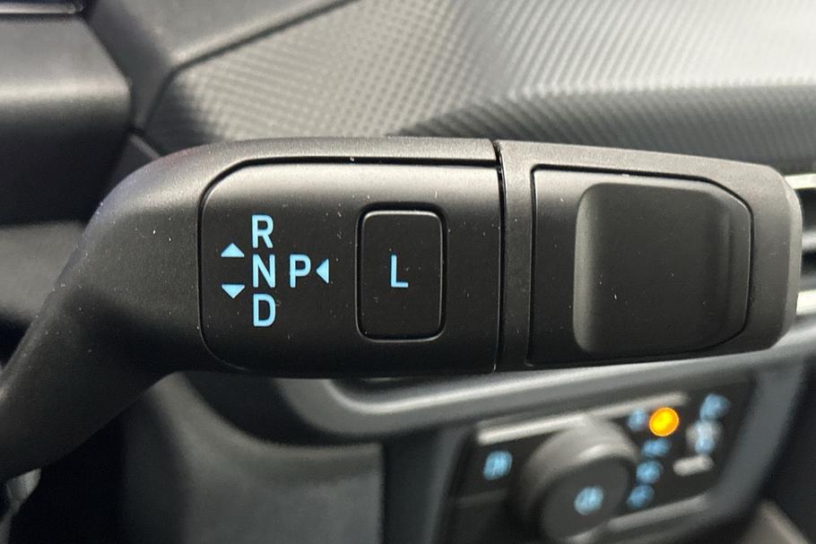 Used Ford TRANSIT CUSTOM LL75RVM 25