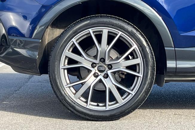 Audi Q3 Photo 5