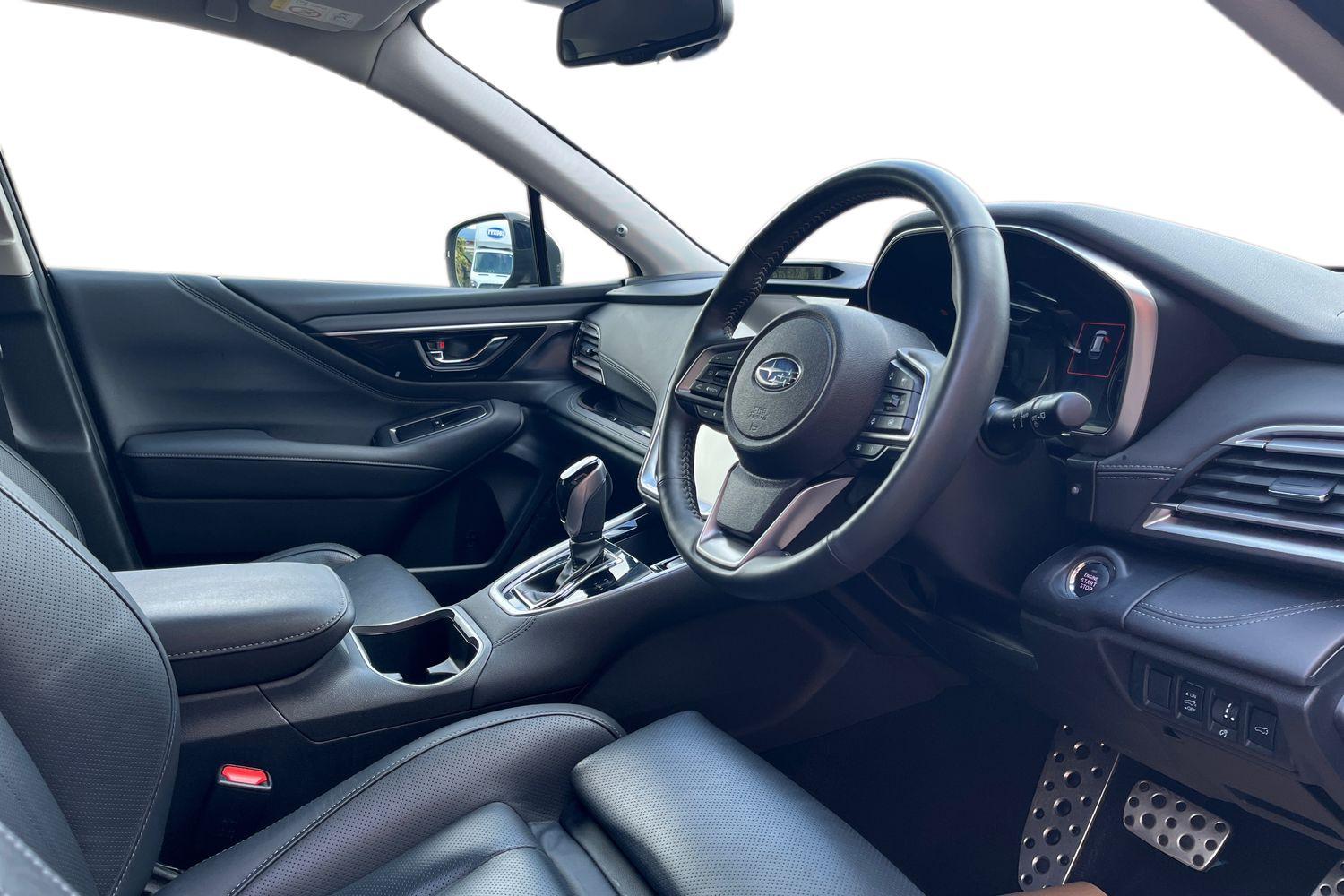 Subaru OUTBACK Photo 8