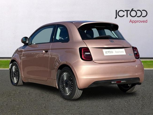 FIAT 500e Photo 3