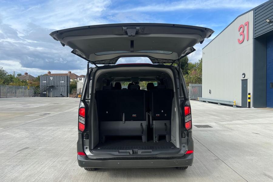 Ford TOURNEO CUSTOM Photo autoimg-e3bcfb274fa7ad2f956c04cf87e7f72900241c3a.jpg