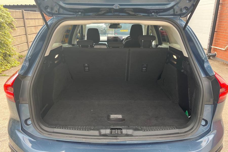 Ford FOCUS Photo autoimg-e3c35cbad3d2386c68db9318da4e835f55aaa5ed.jpg
