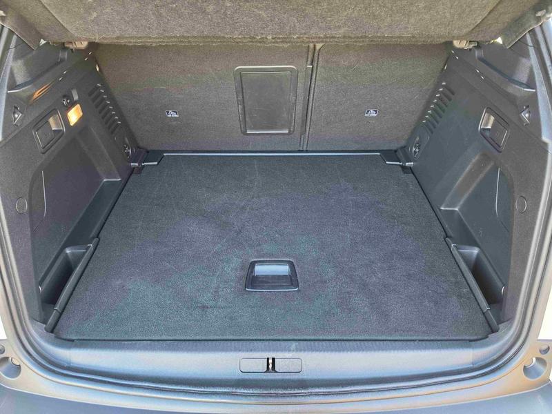Used Peugeot 3008 NV21KZJ 33