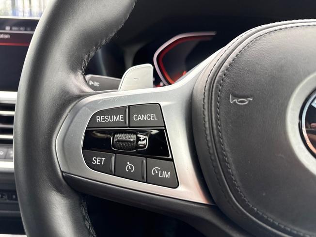 BMW 2 Series Photo 16