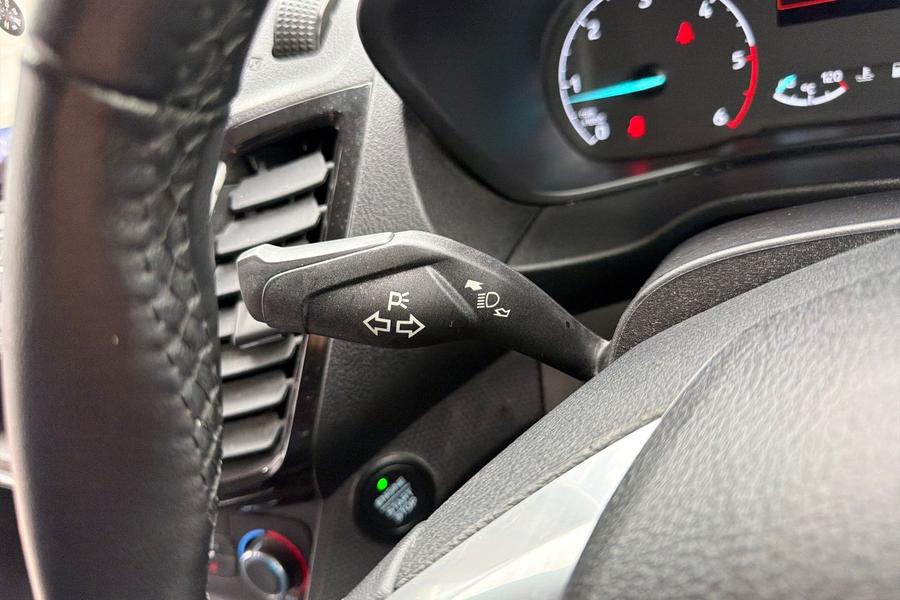 Ford TRANSIT CONNECT Photo autoimg-e3cae35aeccb1caeffbf3cc8fd08706600a81a30.jpg