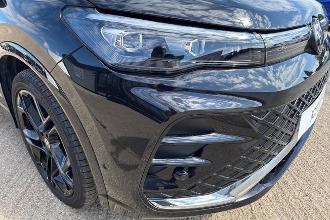 VOLKSWAGEN Tiguan Photo 23