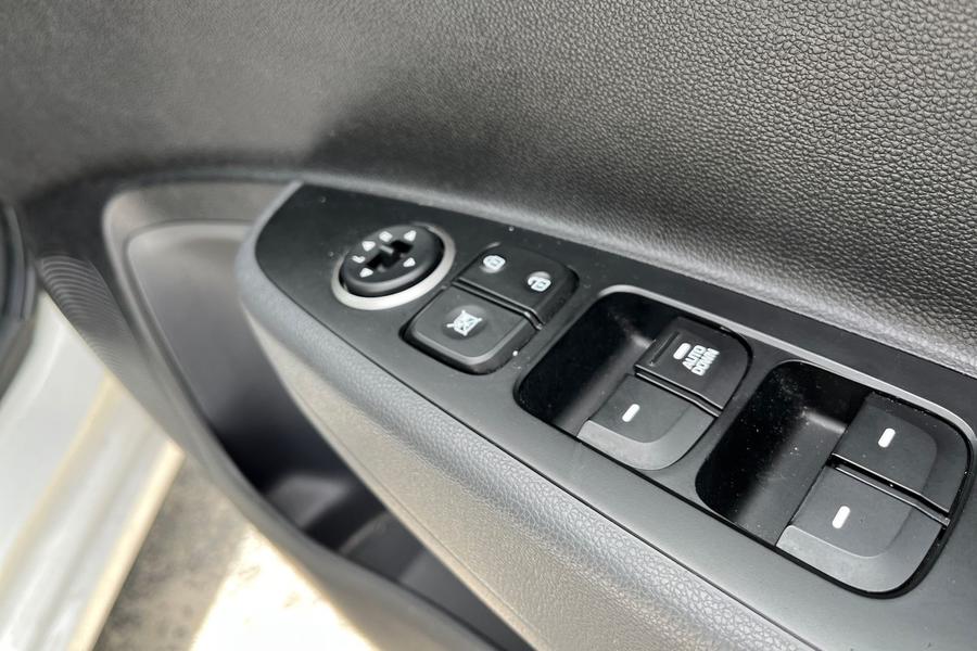 Hyundai I10 Photo autoimg-e3cd438a95f8c97e0dd63ec39c1ebf04af66c584.jpg