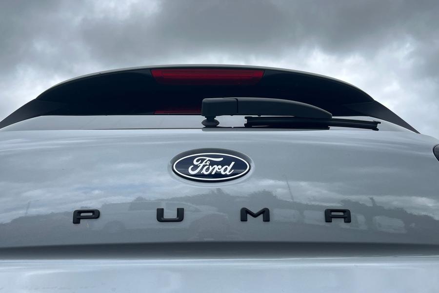 Ford PUMA Photo autoimg-e3d2bd9cf7f7ef889230bd7c00cad0b9b151e589.jpg