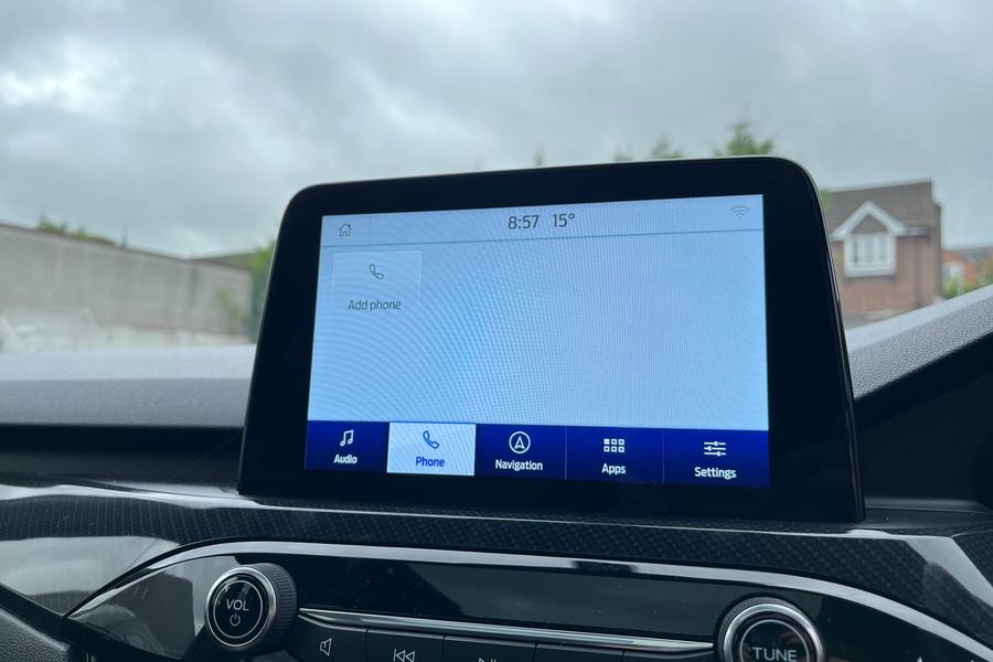 Ford KUGA Photo autoimg-e3d67dce698ae1085e6c55f4601e7170193e2053.jpg