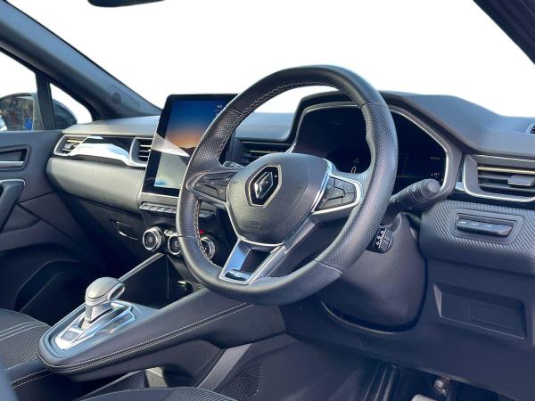 Renault Captur Photo autoimg-e3dc0a51f208cc4590915e658e2df88e2ba00935.jpg