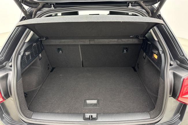 AUDI Q2 Photo 12