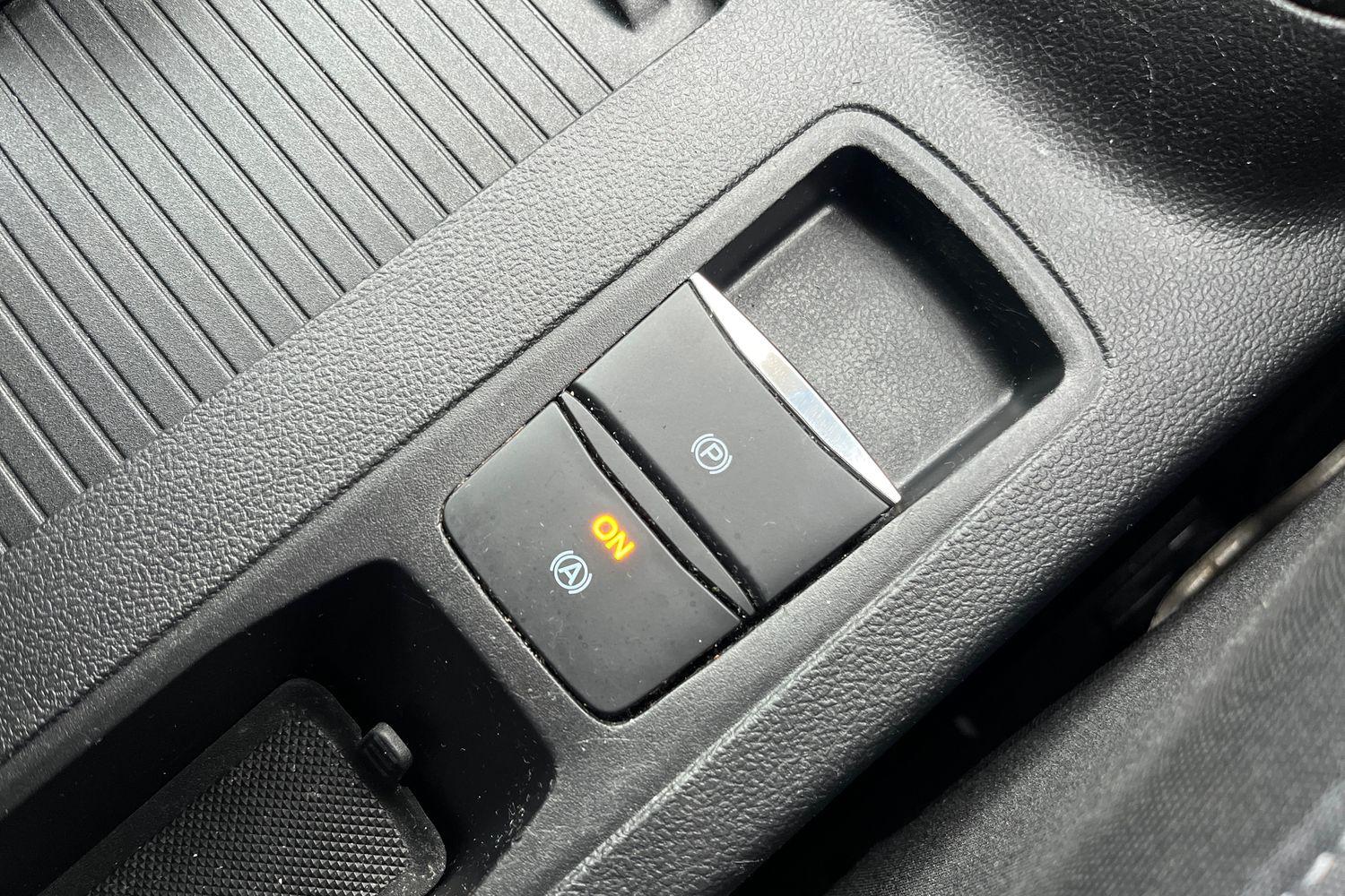 Ford FOCUS Photo 27