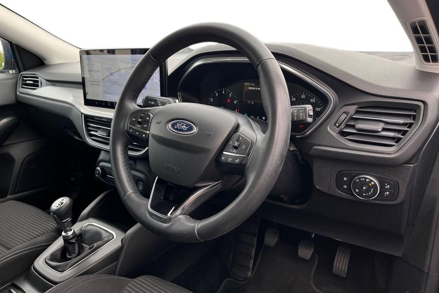 Ford Focus Photo autoimg-e3df741150929bf762b56d41cb1c285370bac9e8.jpg