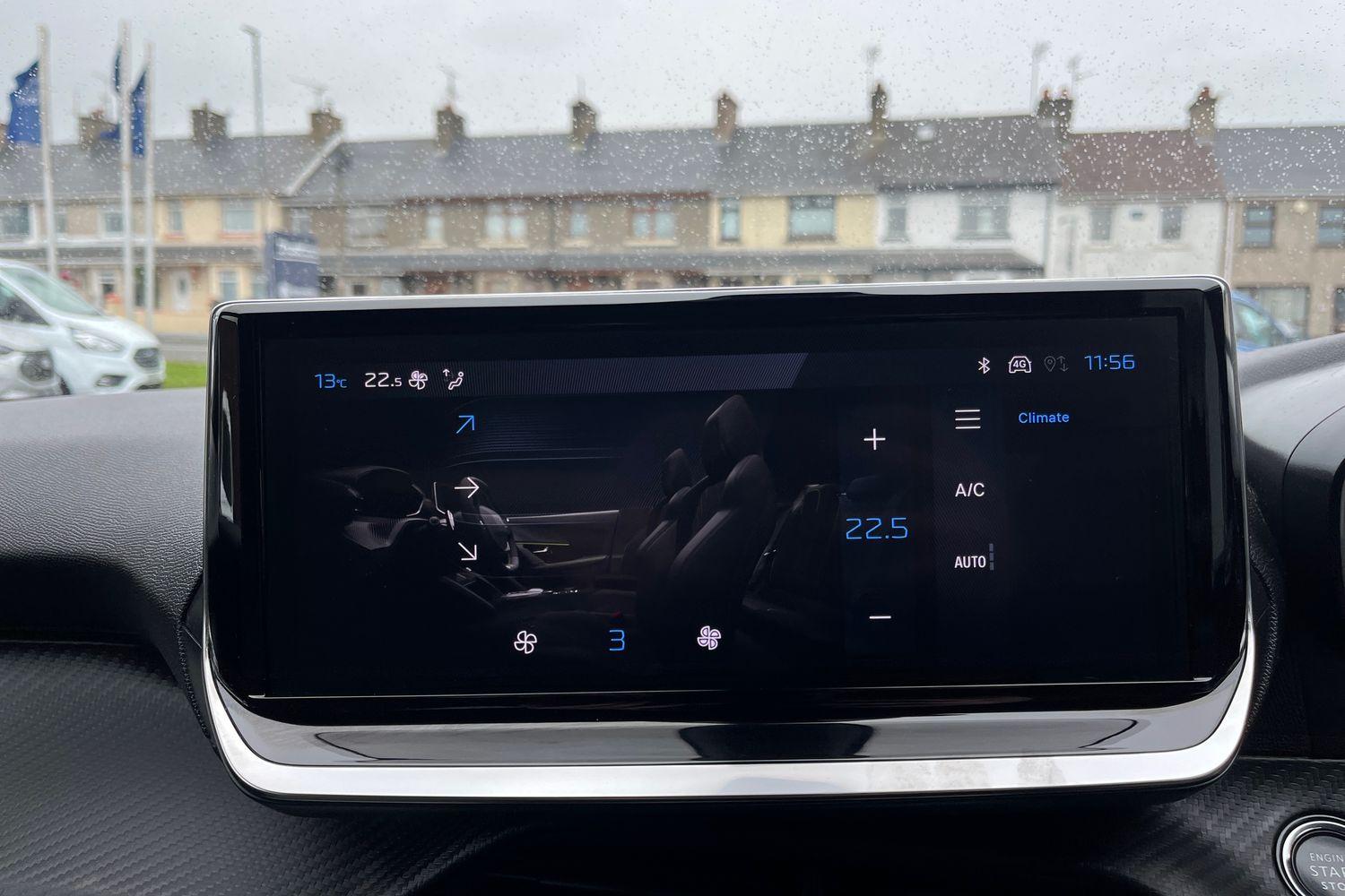 Peugeot 2008 Photo 34