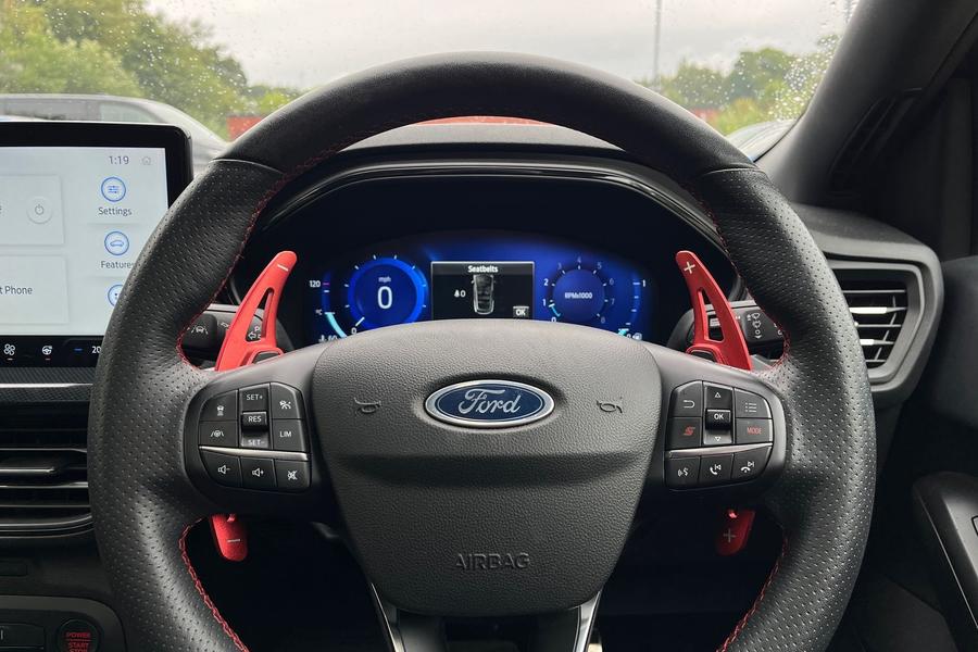 Ford Focus Photo autoimg-e3e1021f2858ac628057bf60536679e3601c5d10.jpg
