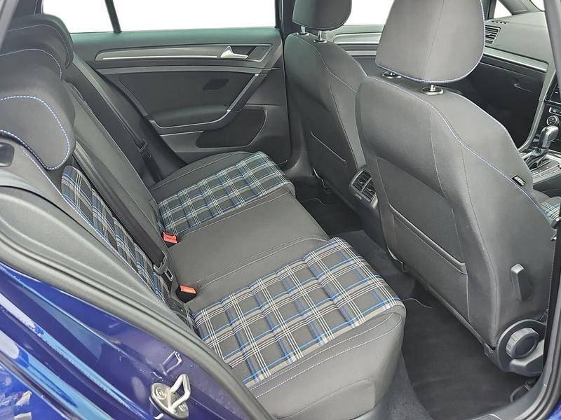 Used Volkswagen Golf NV20MSU 17