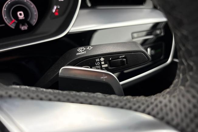 Audi A8 Photo 22
