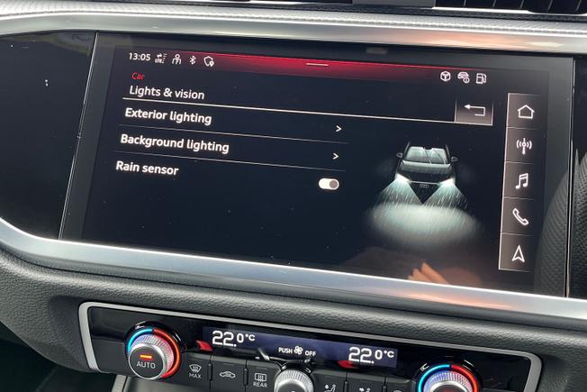 AUDI Q3 Photo 36