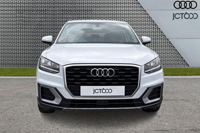AUDI Q2 Photo 9