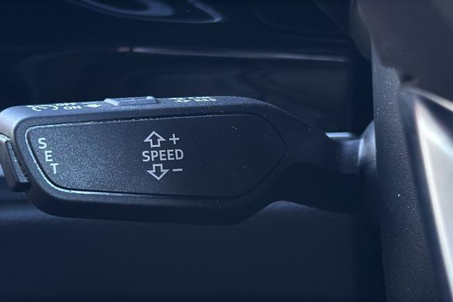 AUDI Q3 Photo 36