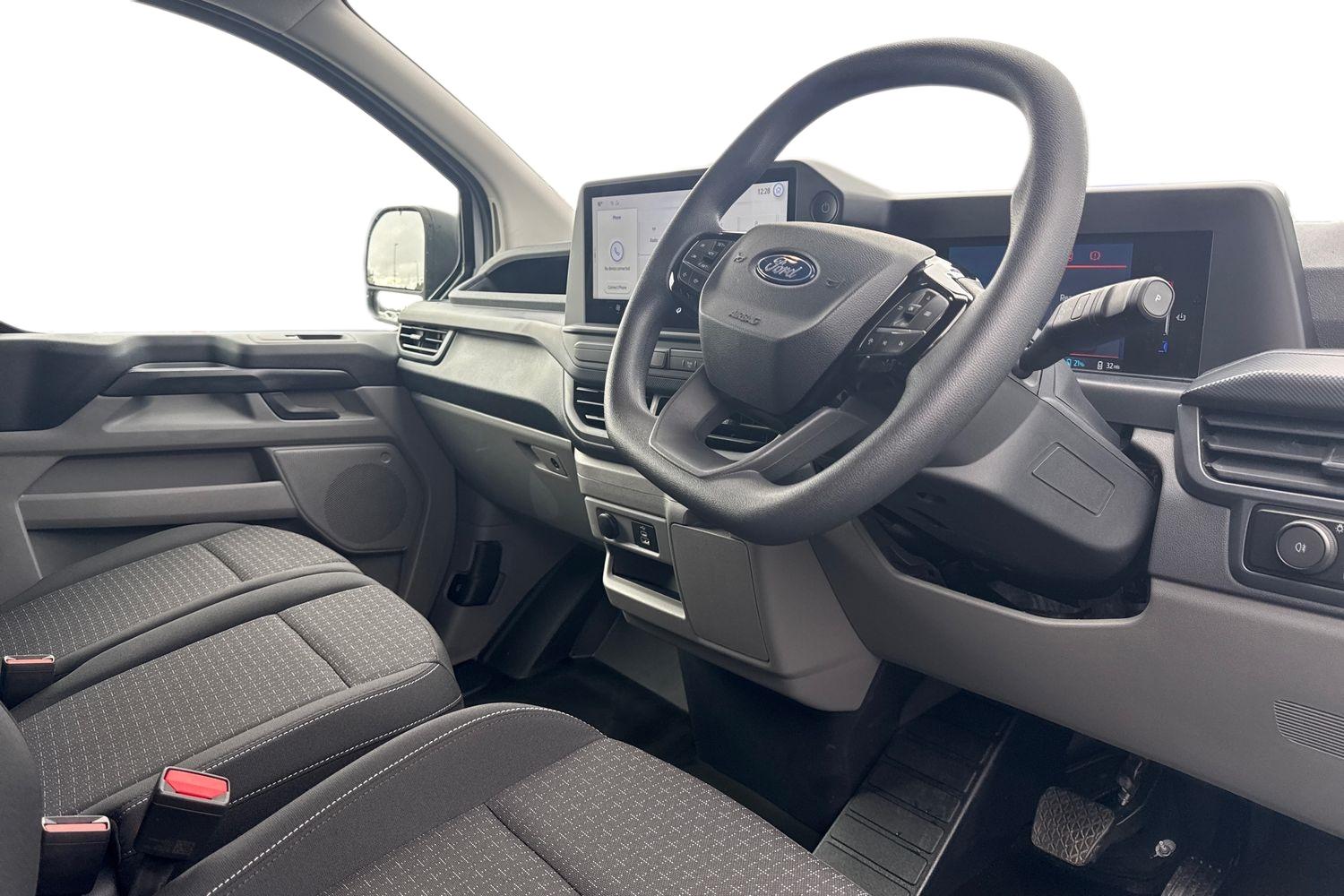 Ford E-TRANSIT CUSTOM Photo 13