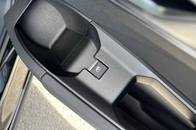 Audi Q4 e-tron Photo 50