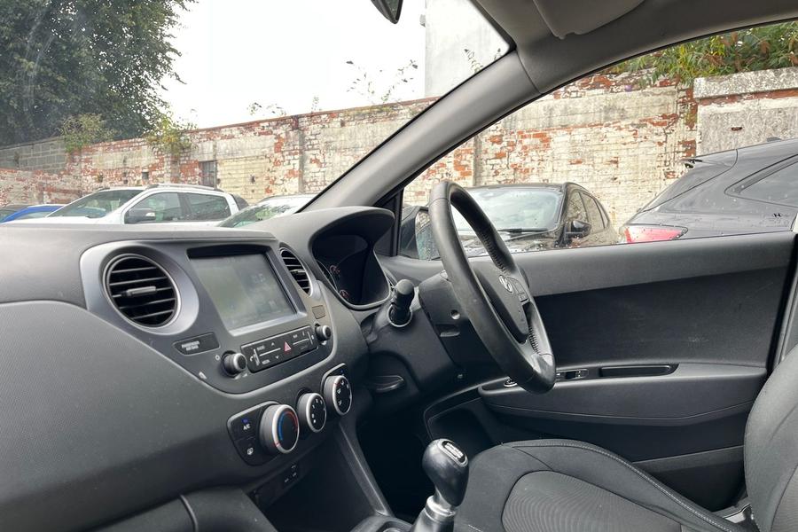 Hyundai I10 Photo autoimg-e3f165bdee55025691fae48c6775f6a69db96cd4.jpg