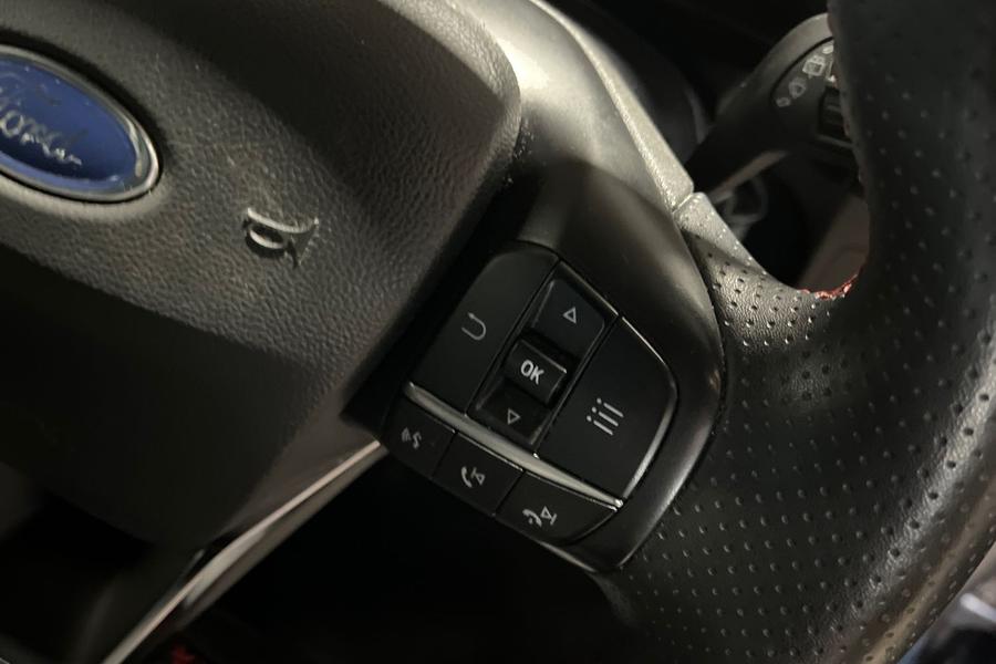 Ford FOCUS Photo autoimg-e3f6291552b1c4b6401eb7b8699e6a33000aff8e.jpg