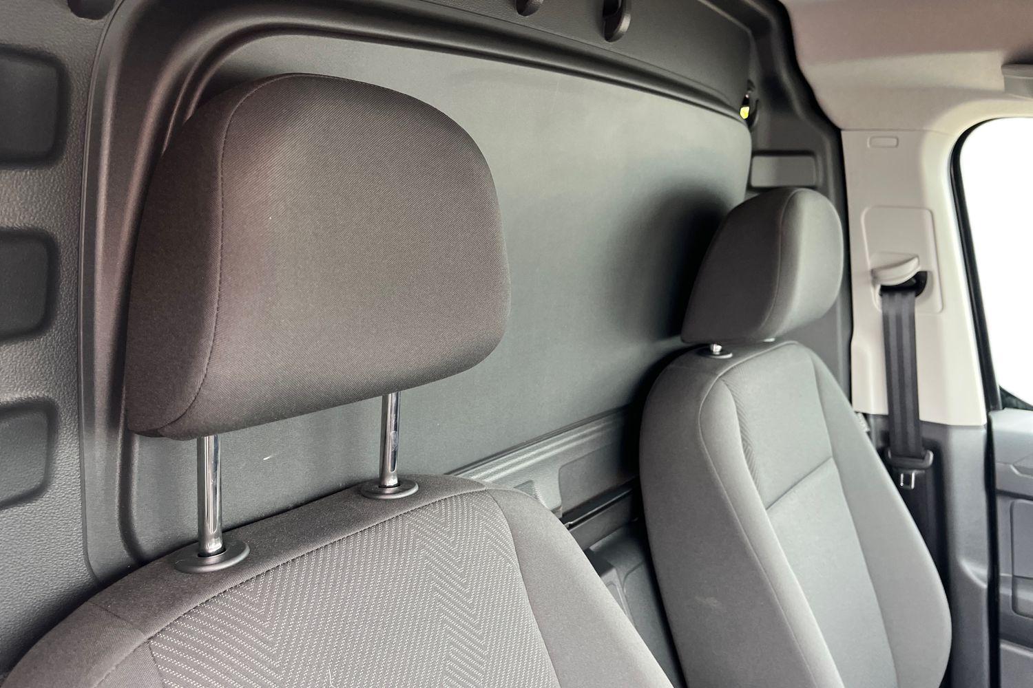 Ford TRANSIT CONNECT Photo 10