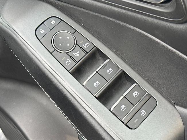 NISSAN Qashqai Photo 29