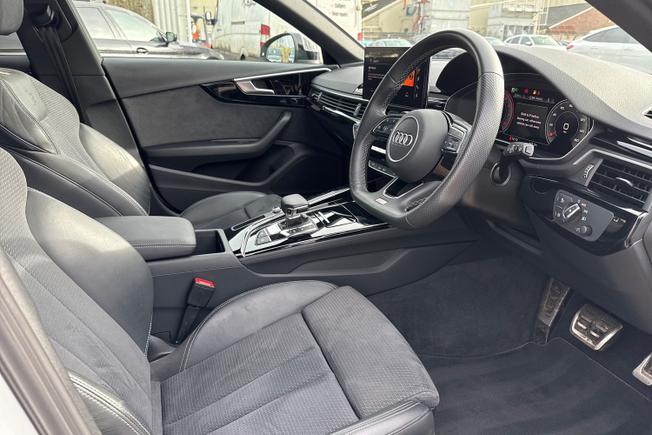AUDI A4 Avant Photo 27