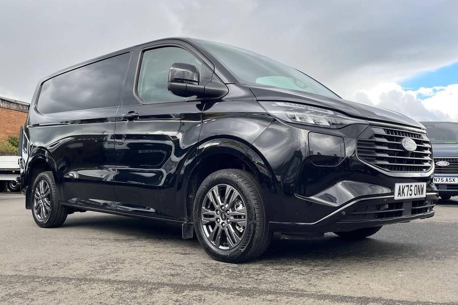 Used Ford TRANSIT CUSTOM AK75ONW 35