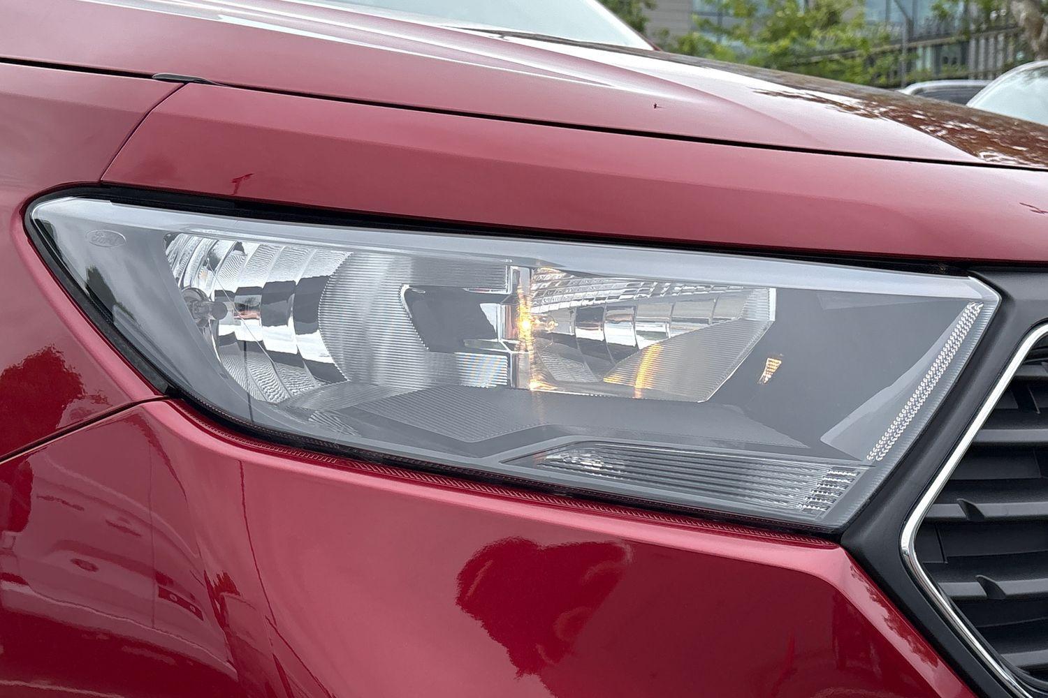 Ford TRANSIT CONNECT Photo 14