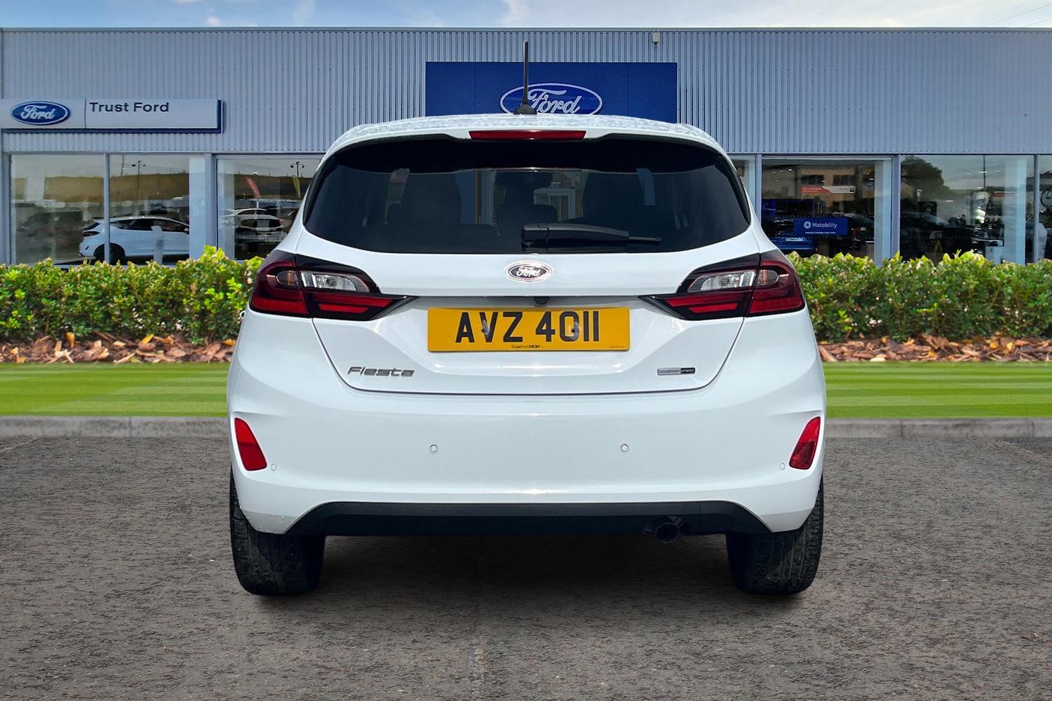 Ford FIESTA Photo 6