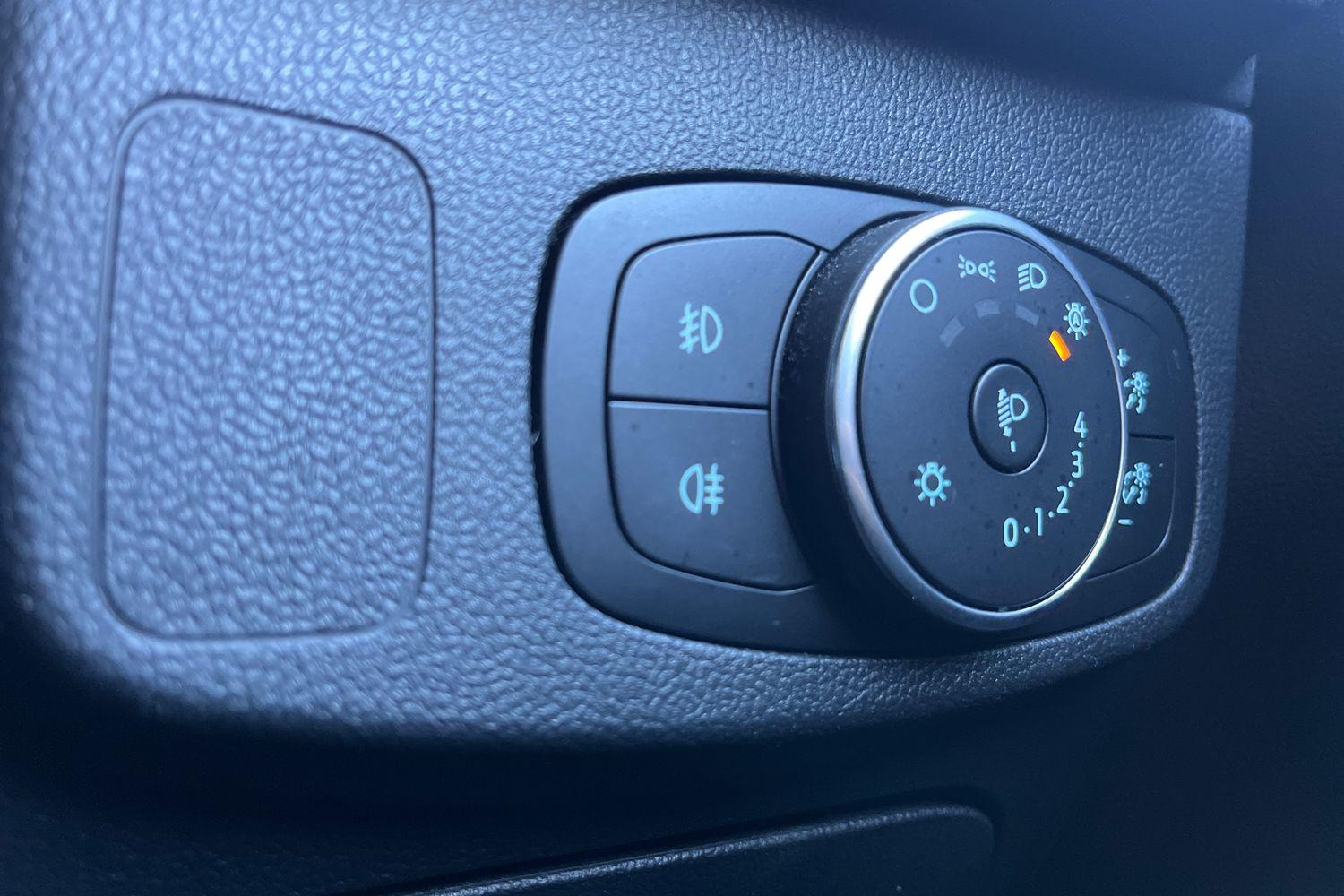 Ford FOCUS Photo 23