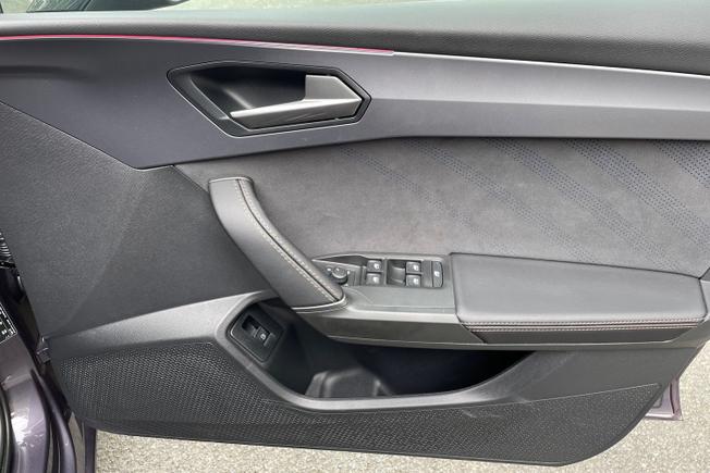 CUPRA Leon Photo 23
