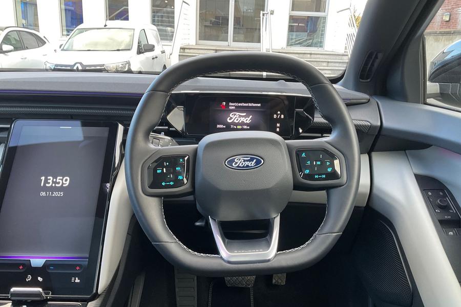 Ford Explorer Photo autoimg-e400ee07f1339e48a61a0d8460daf1ec3e04feff.jpg